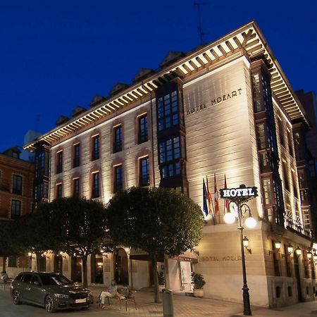 Hotel Mozart Valladolid Eksteriør bilde