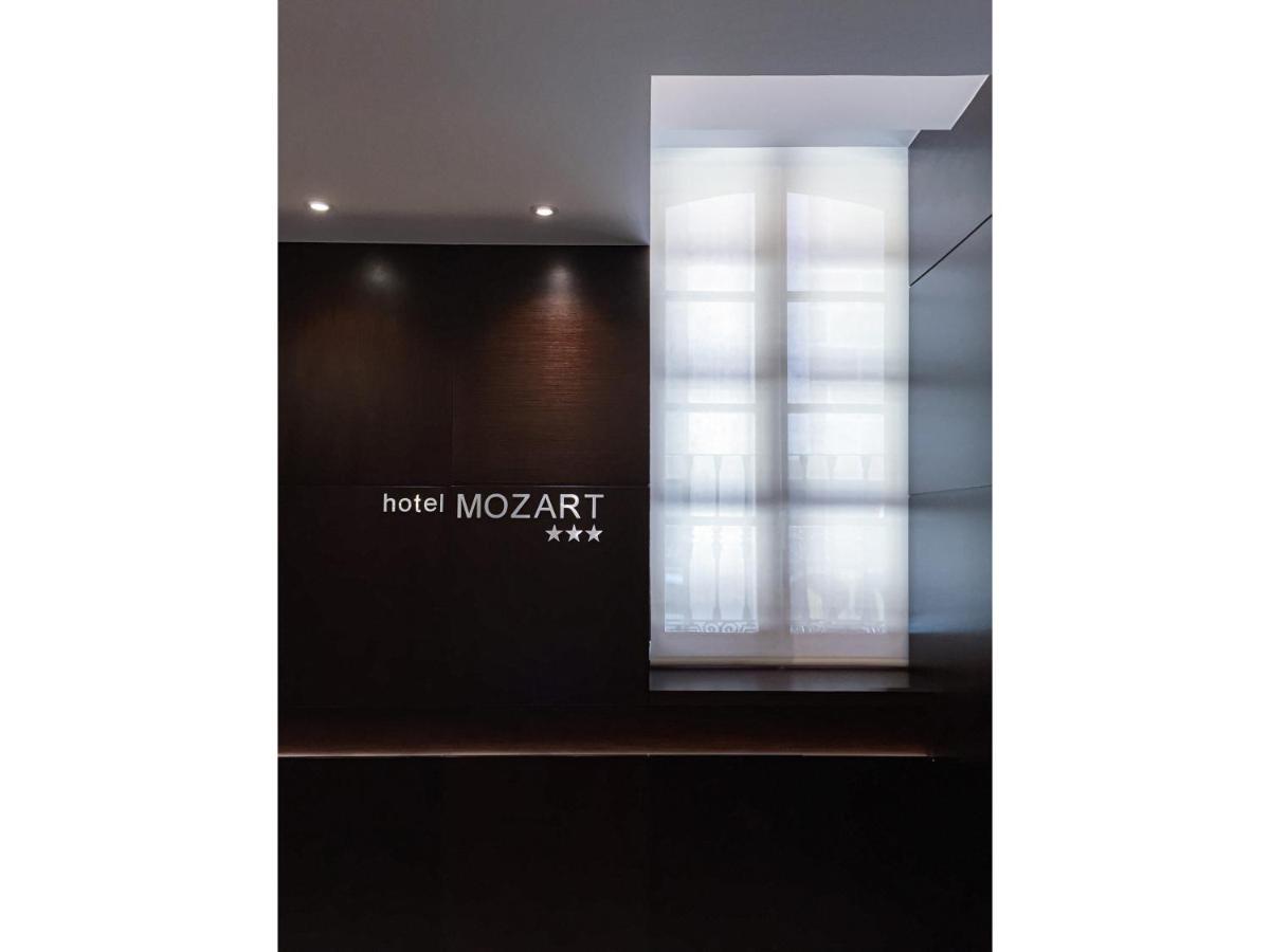 Hotel Mozart Valladolid Eksteriør bilde