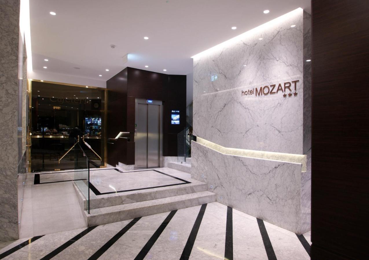 Hotel Mozart Valladolid Eksteriør bilde